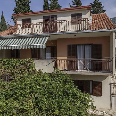 Apartmani Jordana Komiža المظهر الخارجي الصورة