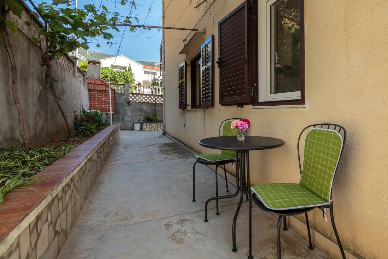 Apartmani Jordana Komiža المظهر الخارجي الصورة