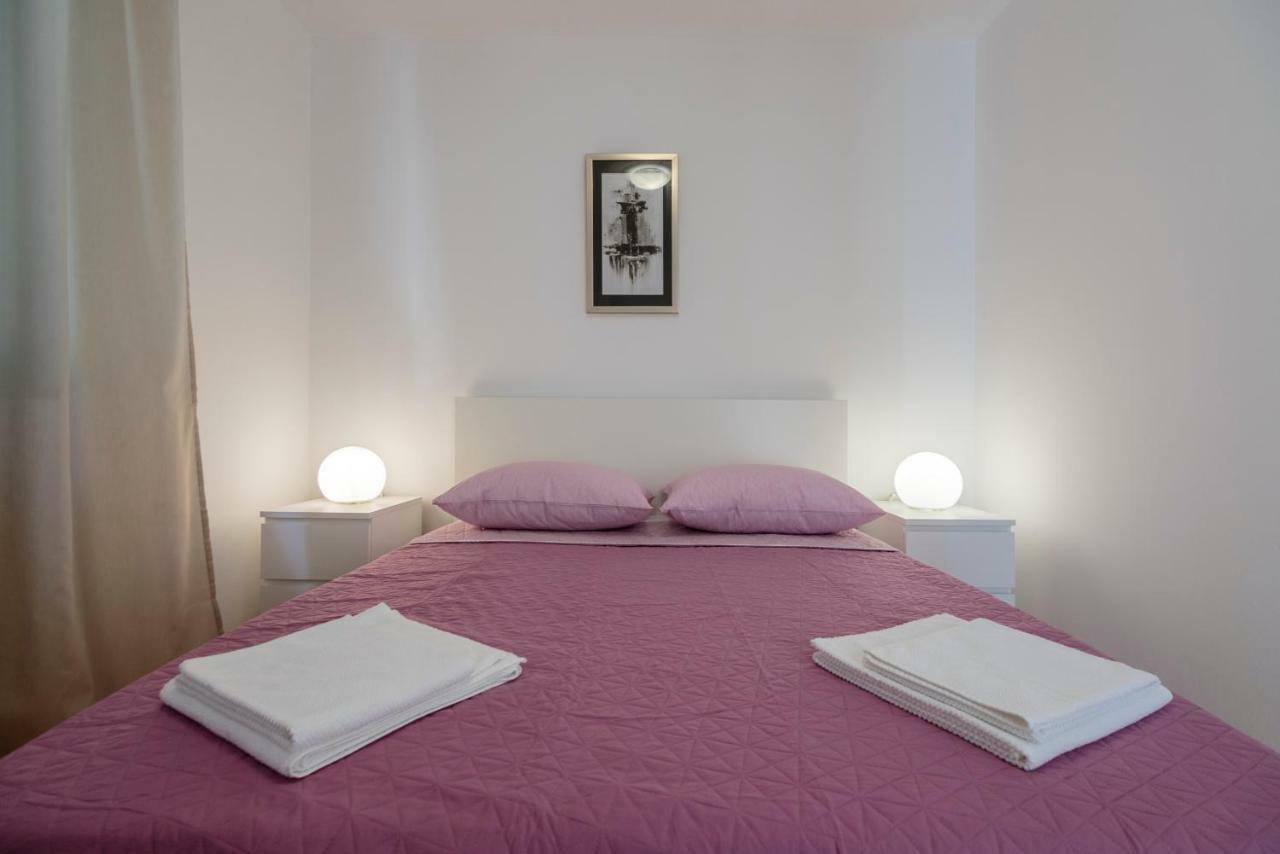 Apartmani Jordana Komiža المظهر الخارجي الصورة